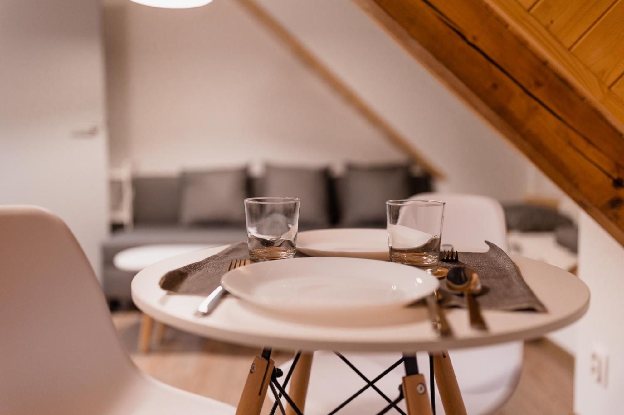 Romanticky Loft Parking U Hlavniho Nadrazi Olomouc Luaran gambar