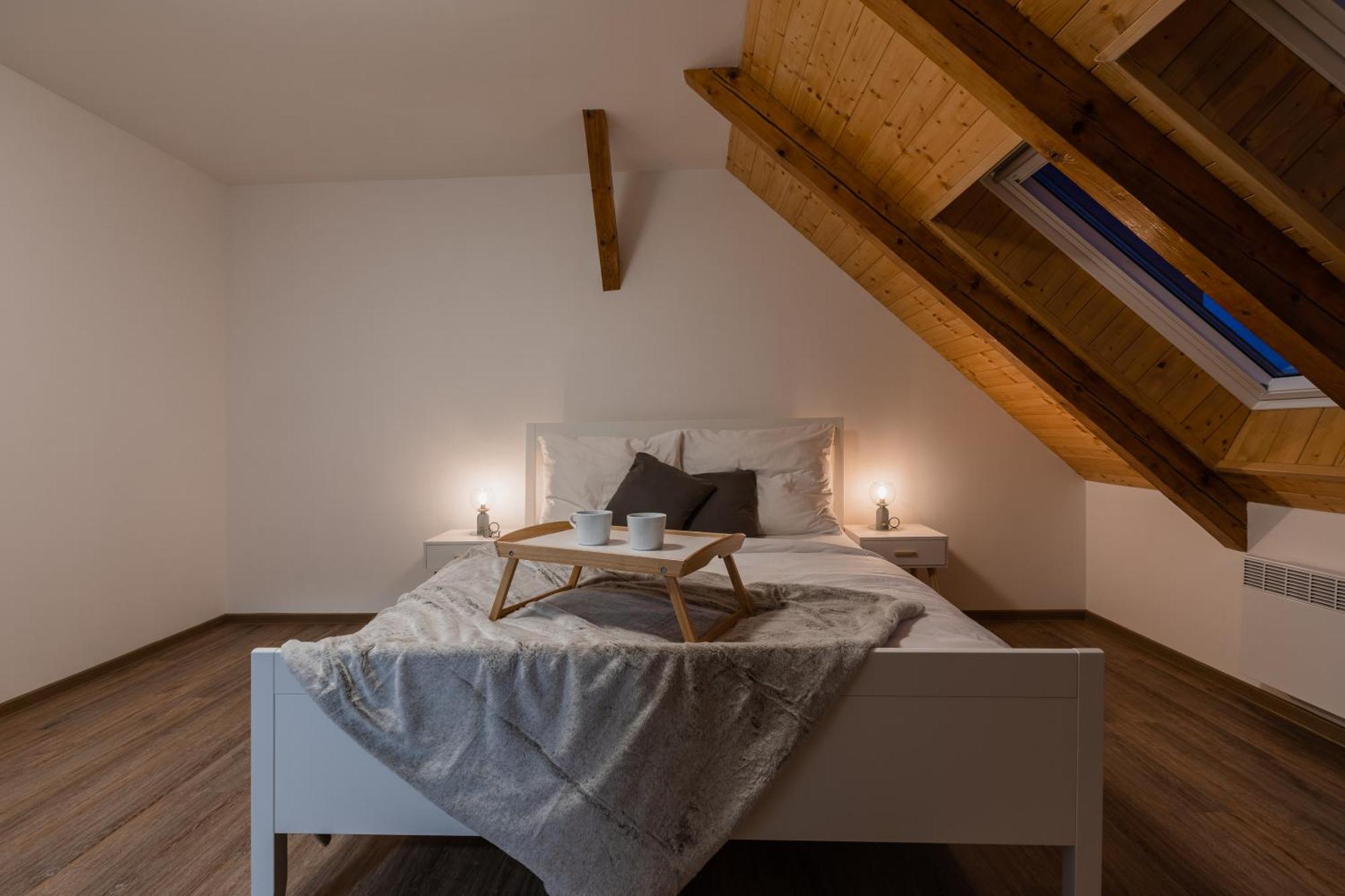 Romanticky Loft Parking U Hlavniho Nadrazi Olomouc Luaran gambar