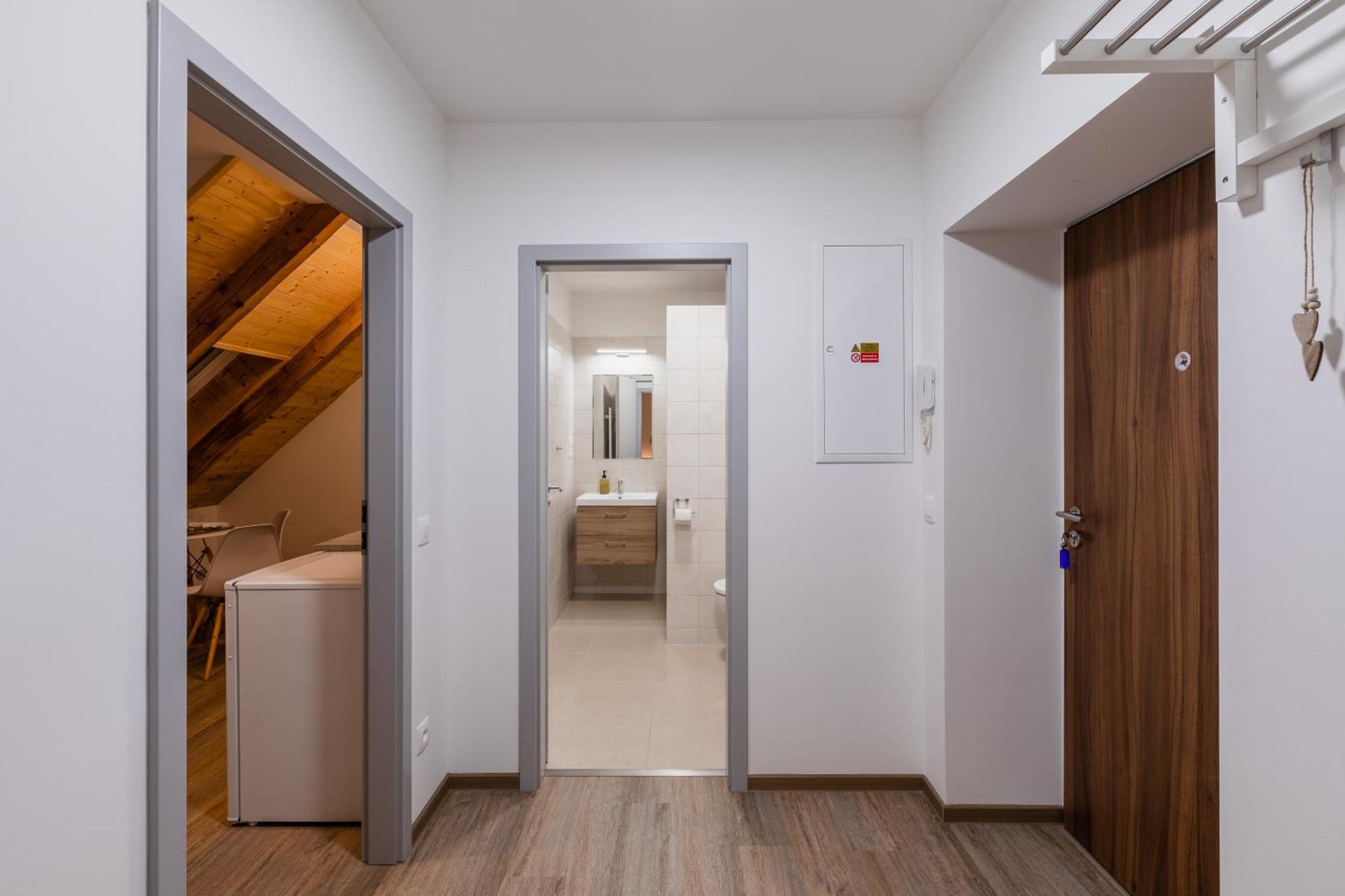 Romanticky Loft Parking U Hlavniho Nadrazi Olomouc Luaran gambar